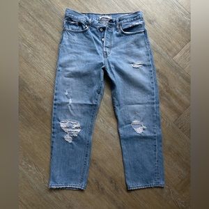 W30 (8-10) Levi’s wedgie cut high waisted jeans
